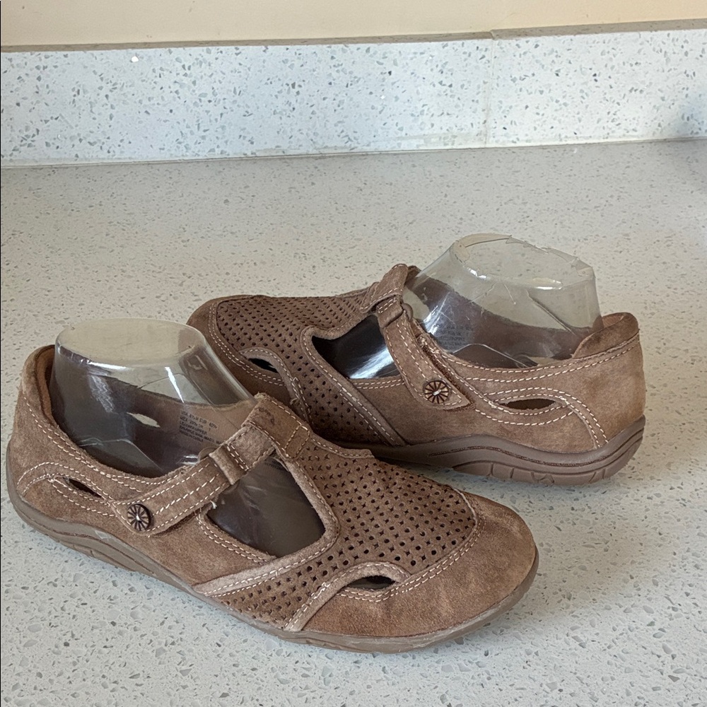 Comfortable Brown Women's Loafers